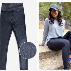 Pixie Lane Specialty leggings NWOT